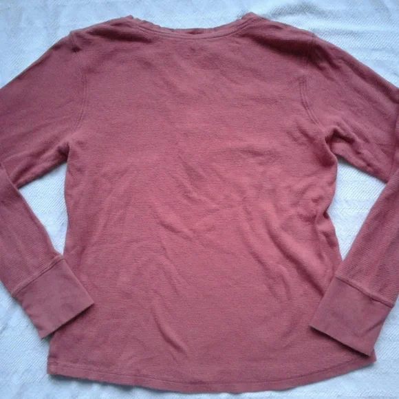 LL Bean Pink Waffle Knit Henley L - Picture 2 of 5